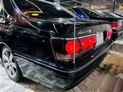 تۆیۆتا کراون